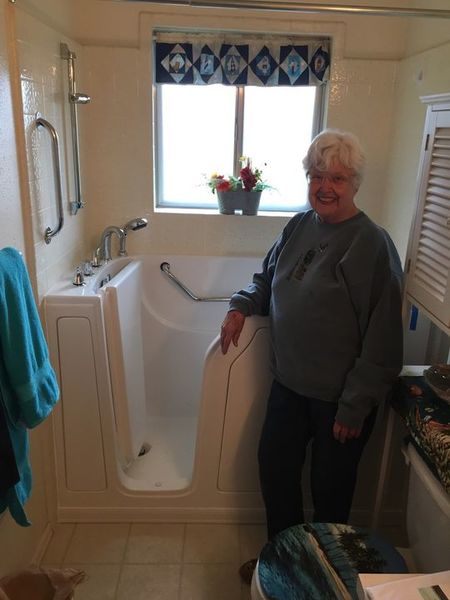 Benefits of Walk in Tubs in Ludington by Independent Home Products, LLC